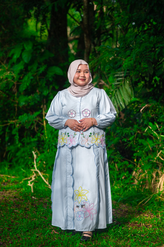 Indah Set in Sky Blue