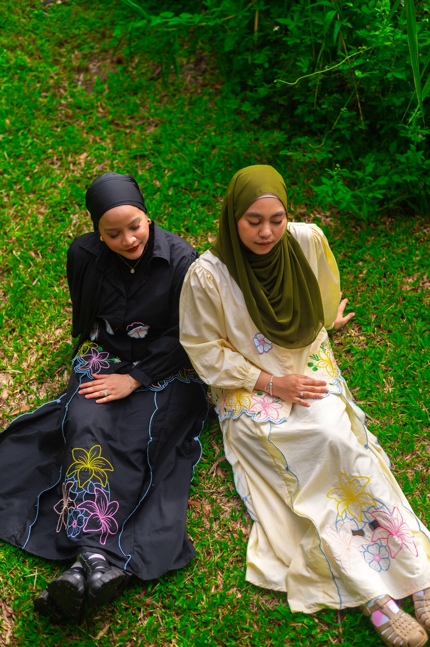 Indah Set in Black