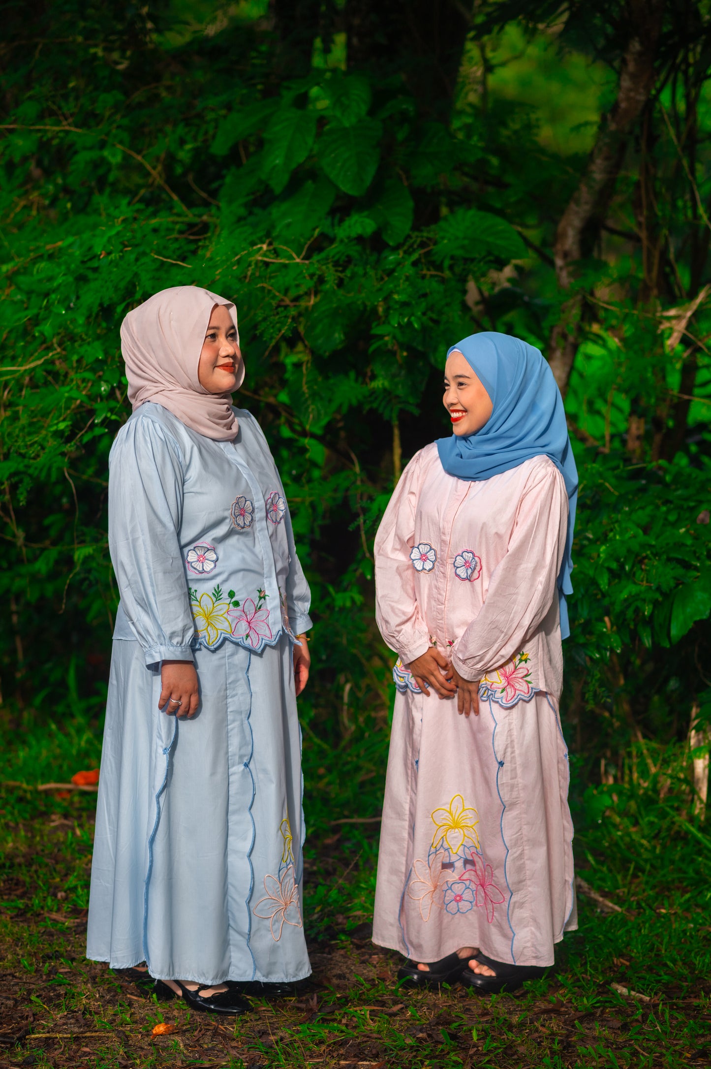 Indah Set in Sky Blue