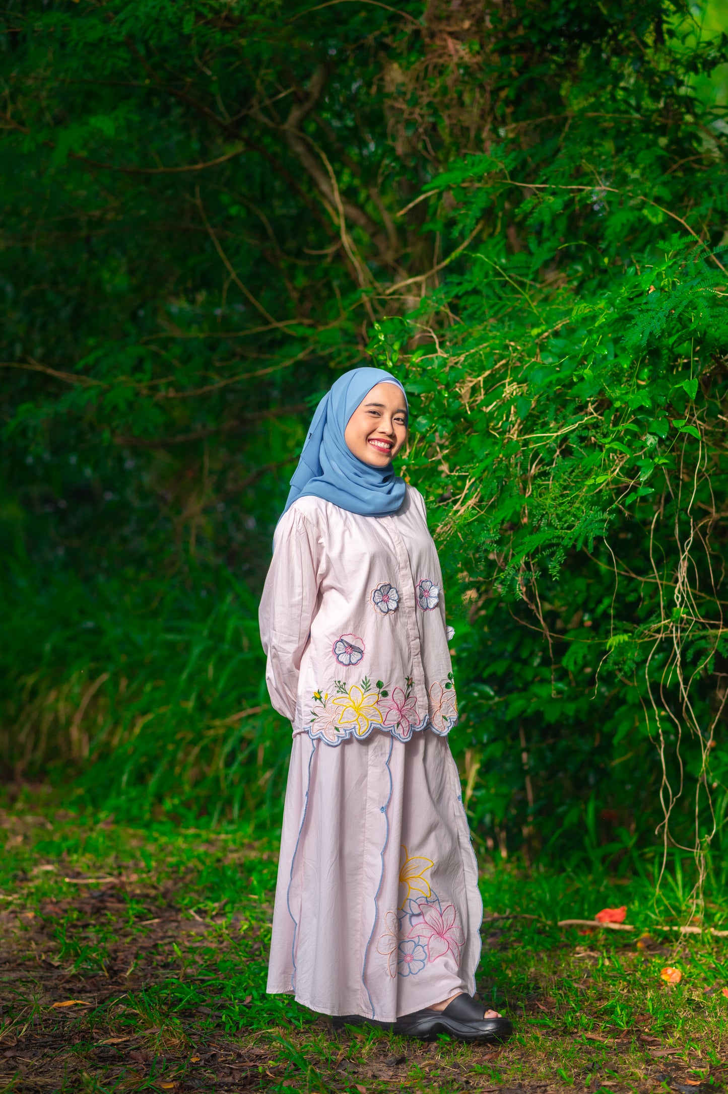 Indah Set in Pink