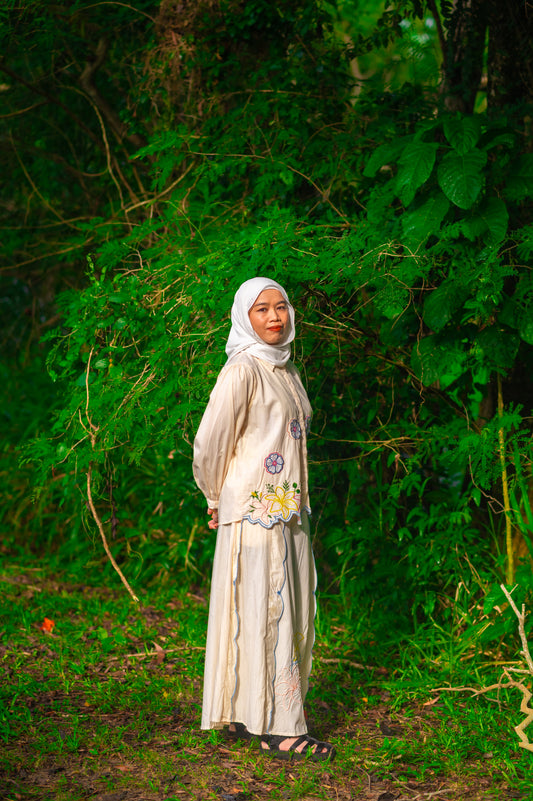 Indah Set in Peach