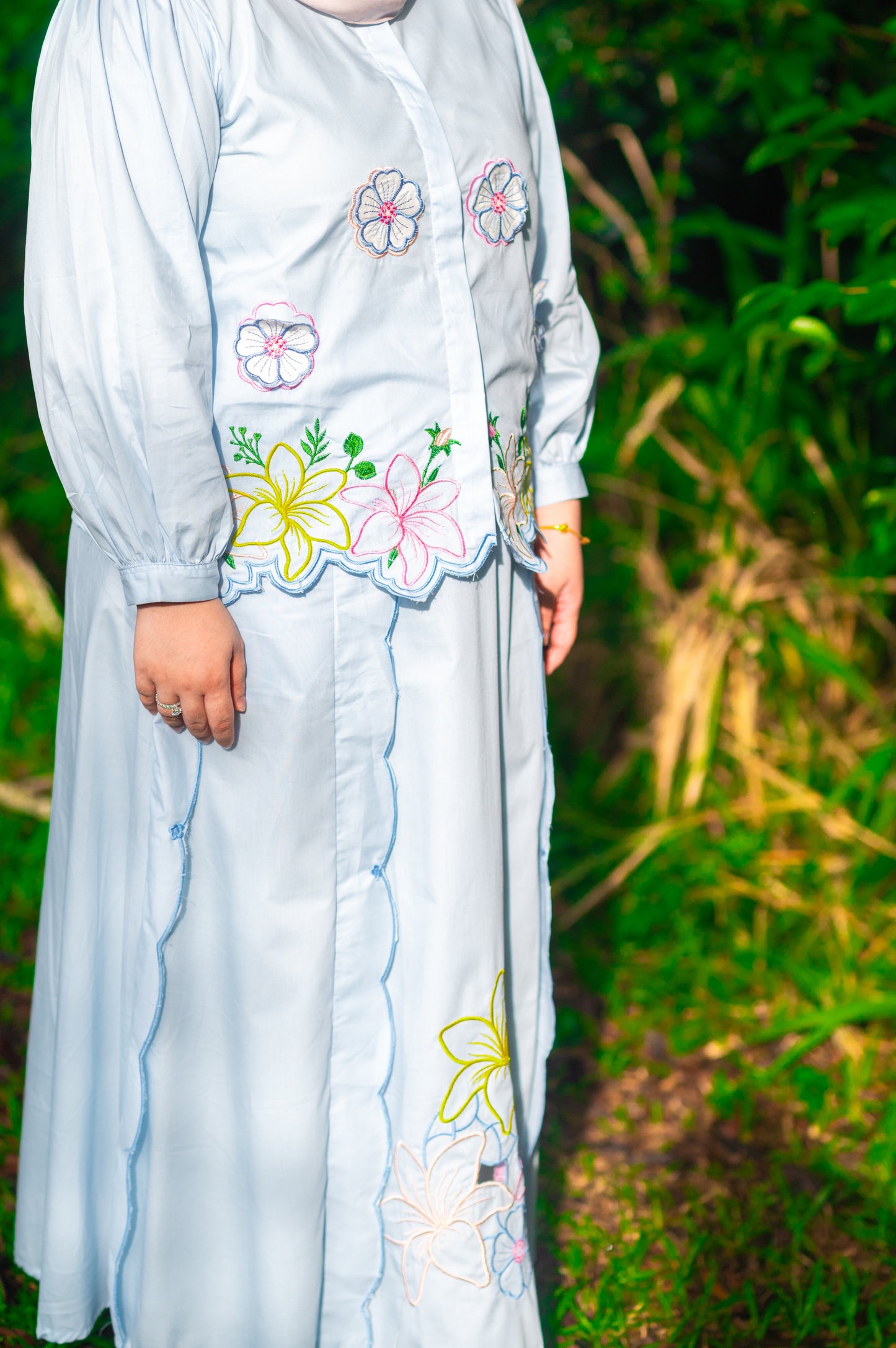 Indah Set in Sky Blue