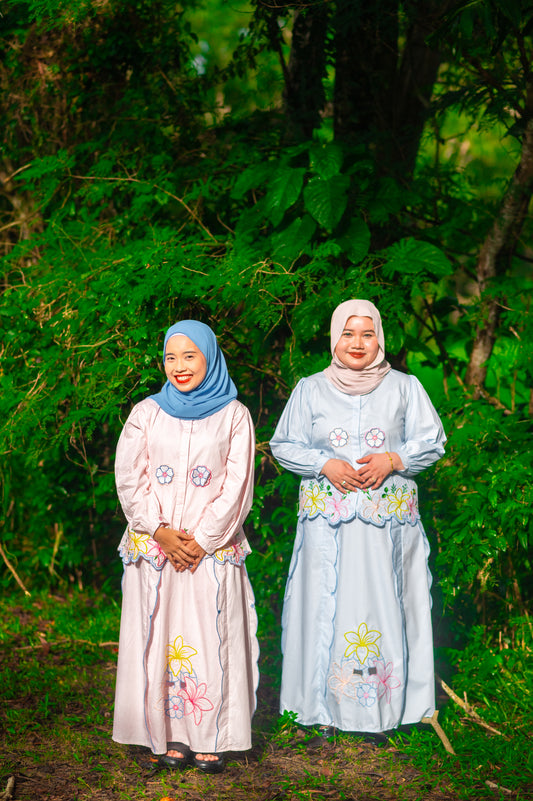 Indah Set in Pink