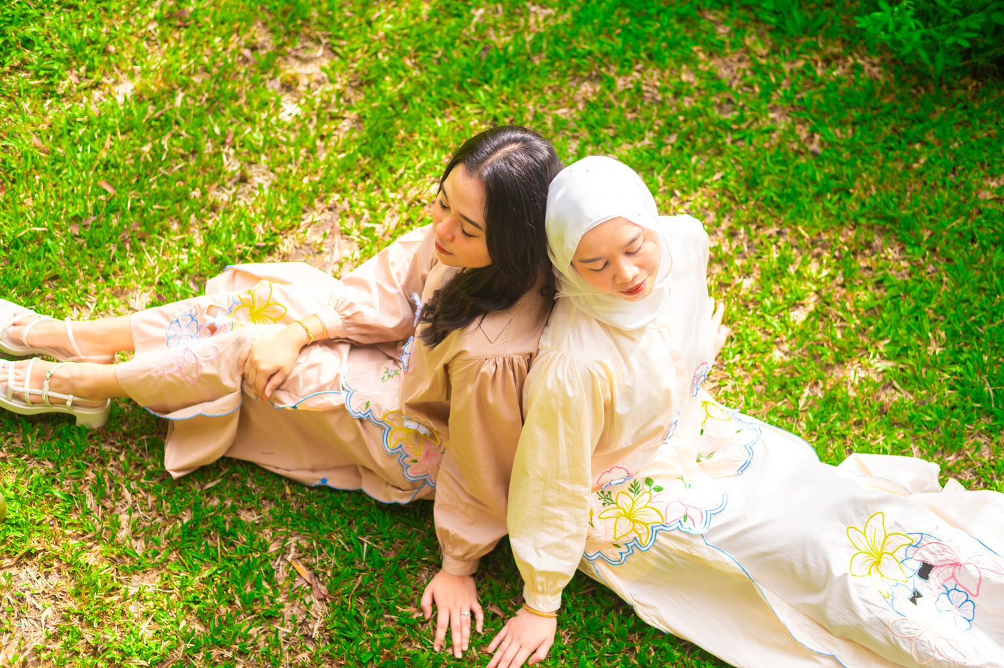 Indah Set in Peach