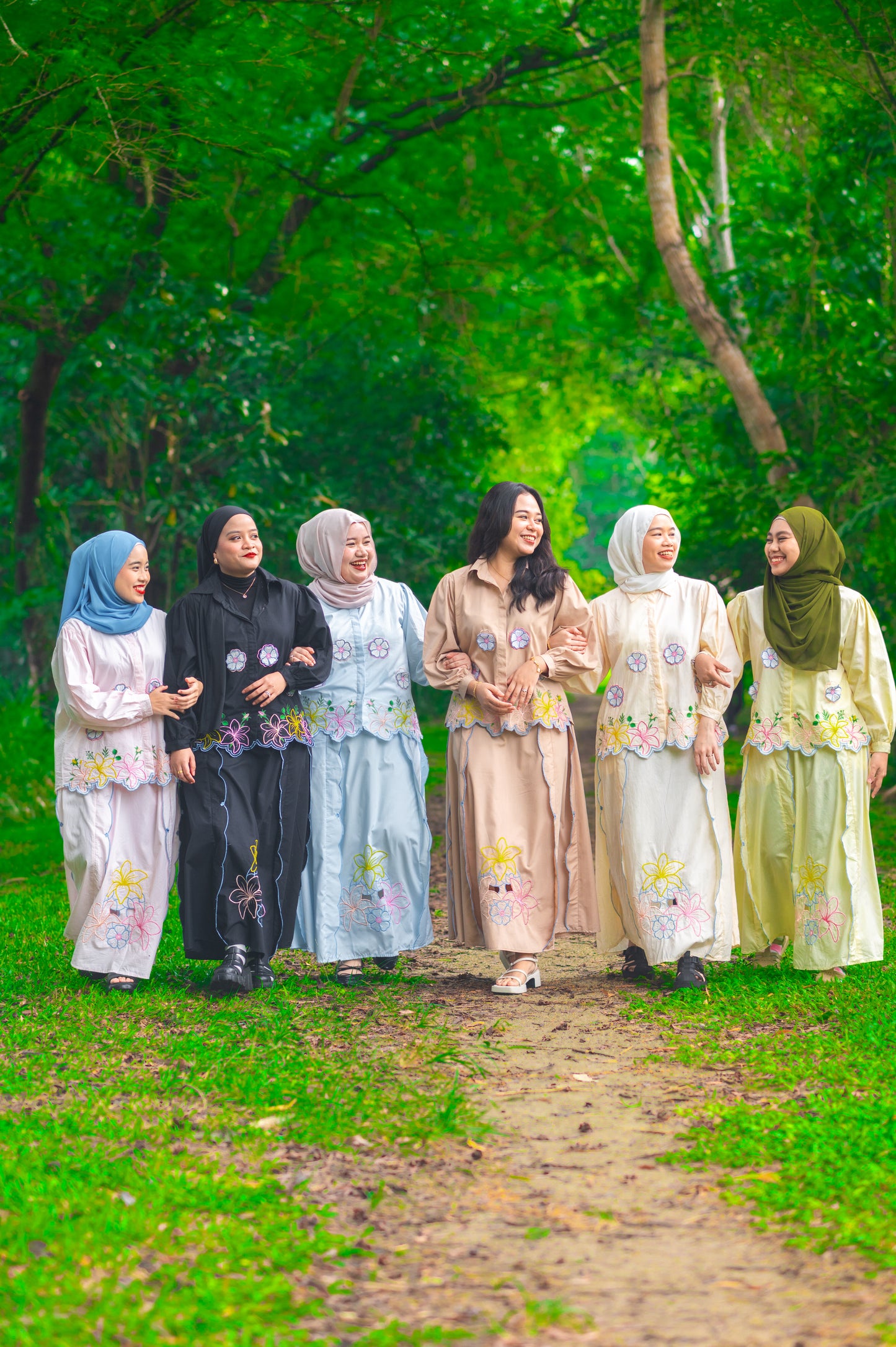 Indah Set in Latte